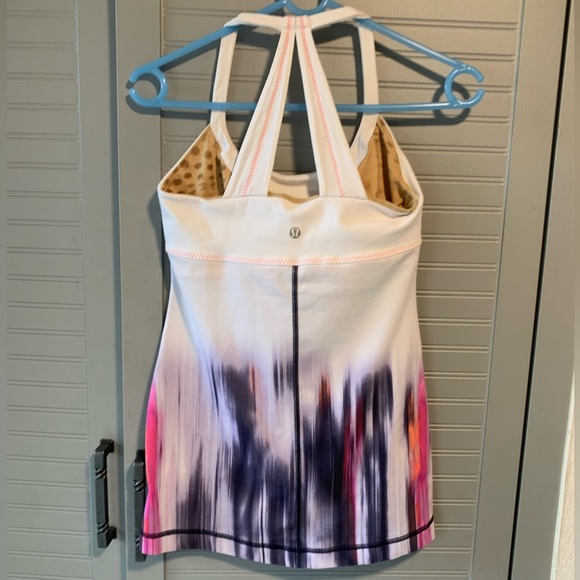 Lululemon Scoop Me Up White Deep Indigo Mirage Tank Sz 6 NWOT - Picture 4 of 12